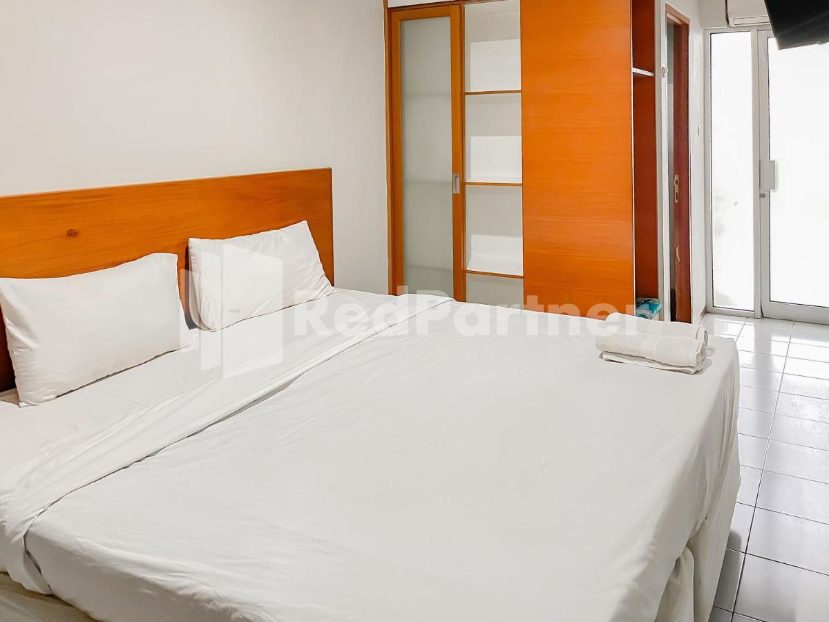 Sang Surya Guesthouse Syariah Near Rs Hasan Sadikin Mitra Reddoorz Бандунг Экстерьер фото