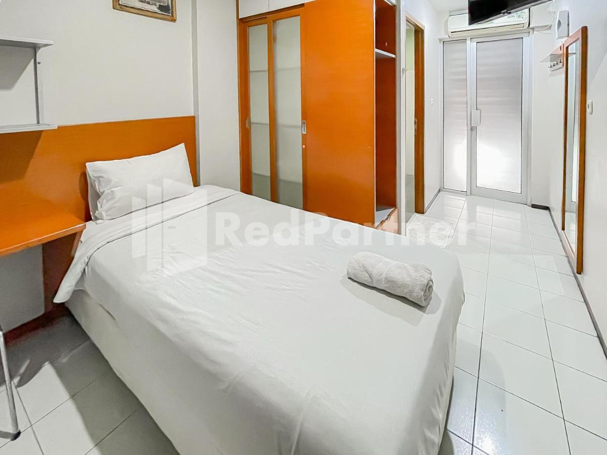 Sang Surya Guesthouse Syariah Near Rs Hasan Sadikin Mitra Reddoorz Бандунг Экстерьер фото